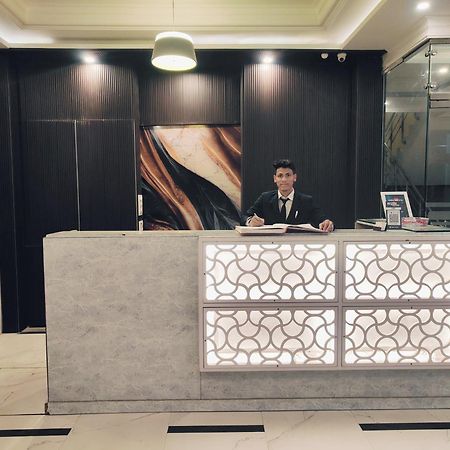 Hotel Almora Sky Near By Delhi International Airport With - Free Airport Pickup And Drop Νέο Δελχί Εξωτερικό φωτογραφία