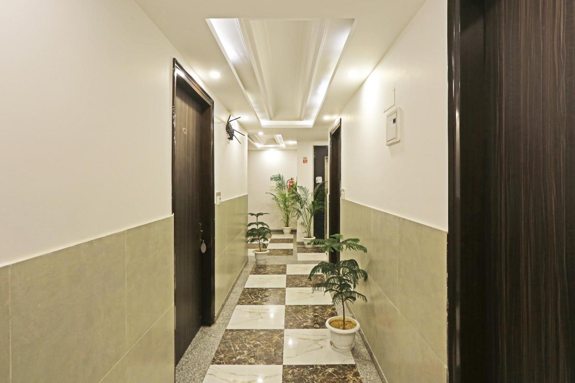 Hotel Almora Sky Near By Delhi International Airport With - Free Airport Pickup And Drop Νέο Δελχί Εξωτερικό φωτογραφία