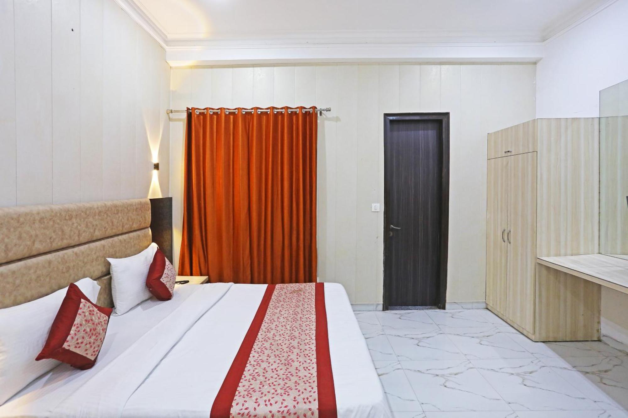 Hotel Almora Sky Near By Delhi International Airport With - Free Airport Pickup And Drop Νέο Δελχί Εξωτερικό φωτογραφία