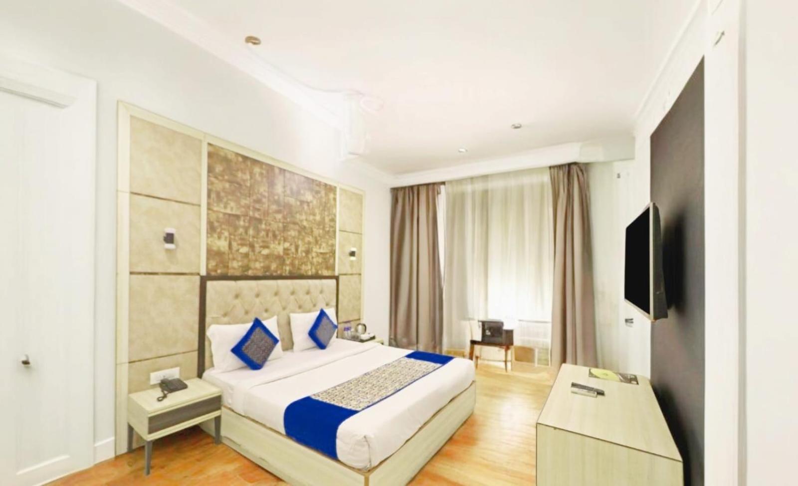 Hotel Almora Sky Near By Delhi International Airport With - Free Airport Pickup And Drop Νέο Δελχί Εξωτερικό φωτογραφία